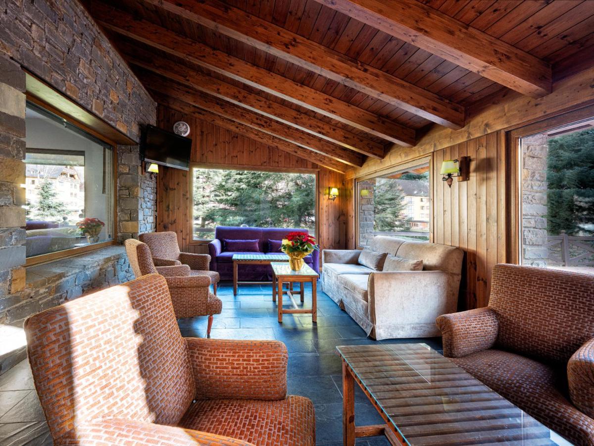 Hotel Vielha Val D'Aran, Affiliated By Melia Exterior photo