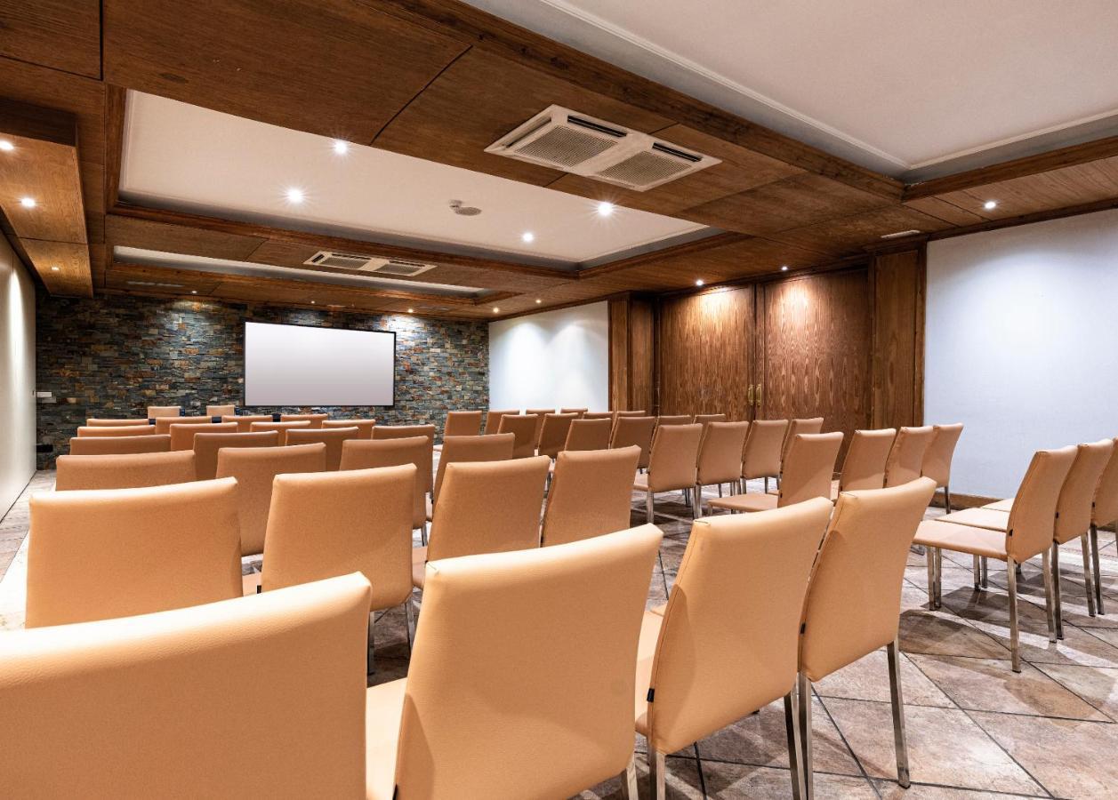 Hotel Vielha Val D'Aran, Affiliated By Melia Exterior photo