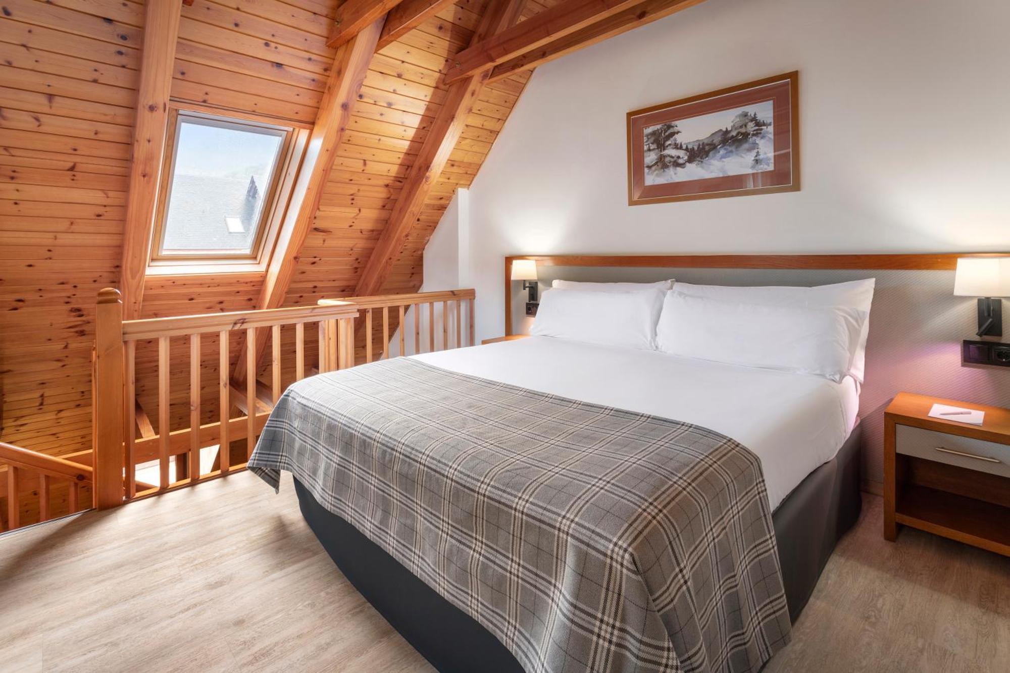 Hotel Vielha Val D'Aran, Affiliated By Melia Exterior photo